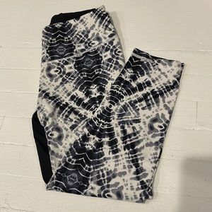 Victoria’s Secret tie dye leggings